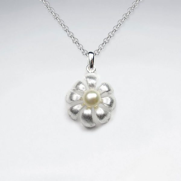 Pendentif Fleur avec Perle Culture