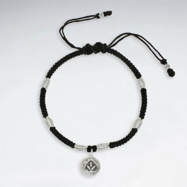 Bracelet en Coton Ciré Macramé avec Perle en Argent Feuille de Cannabis
